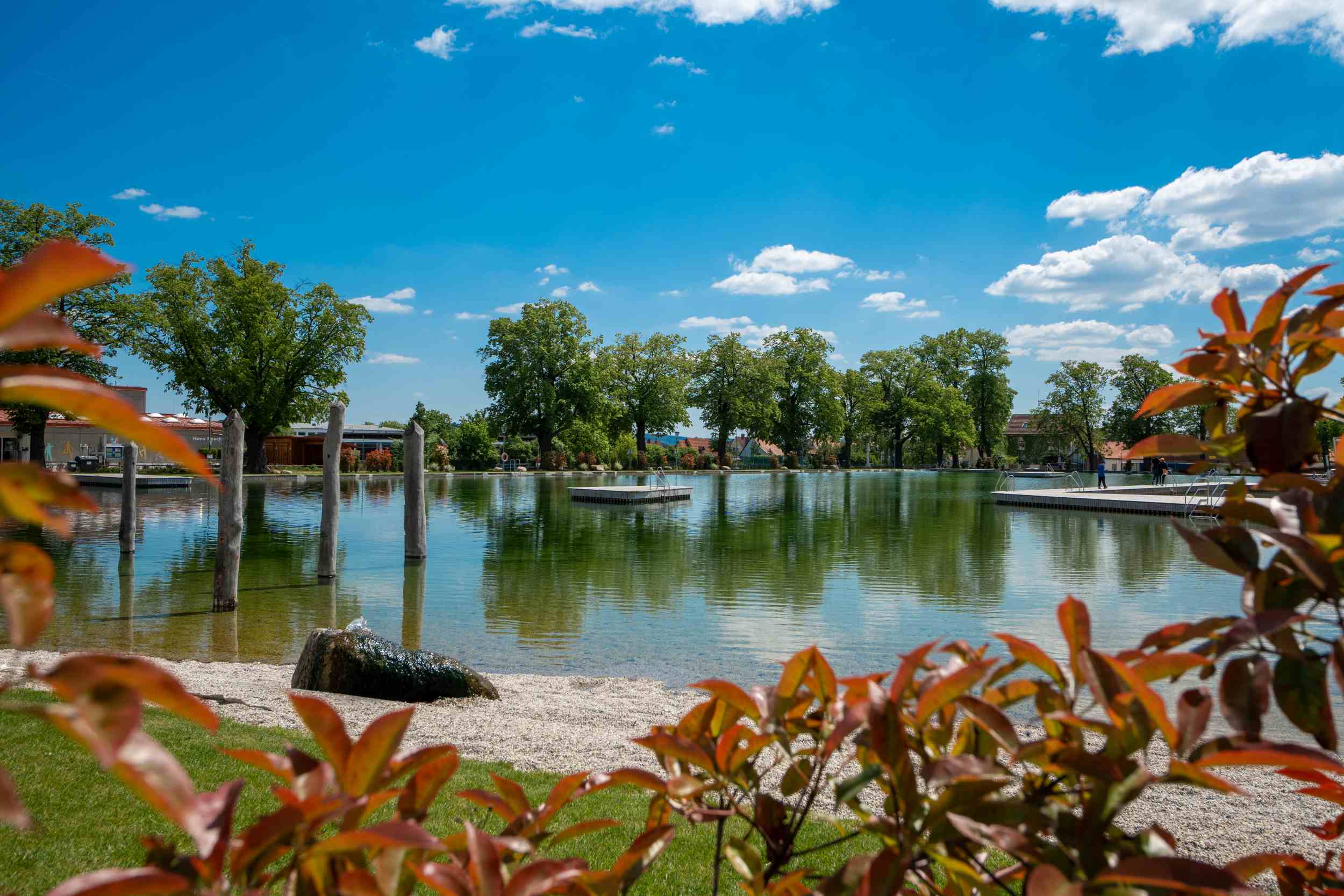 Die Sanitäreinrichtungen und Garderoben am Horner Stadtsee sind am Pfingstwochenende bereits offen. Foto: Reinhard Litschauer